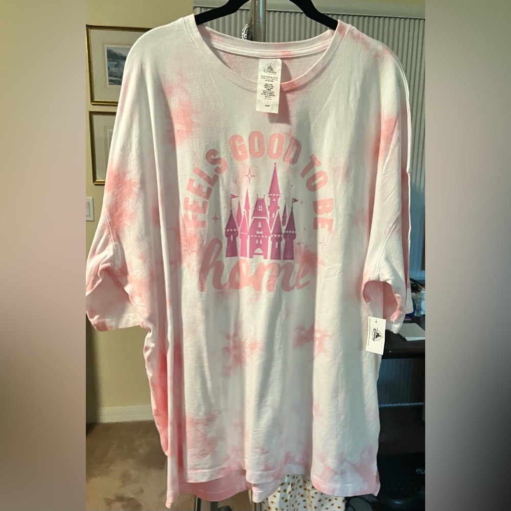 WDW Disney Parks Pink Tee with Graphic Design